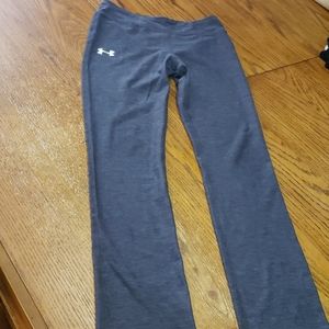 Like new! Under Armour Yxl leggings